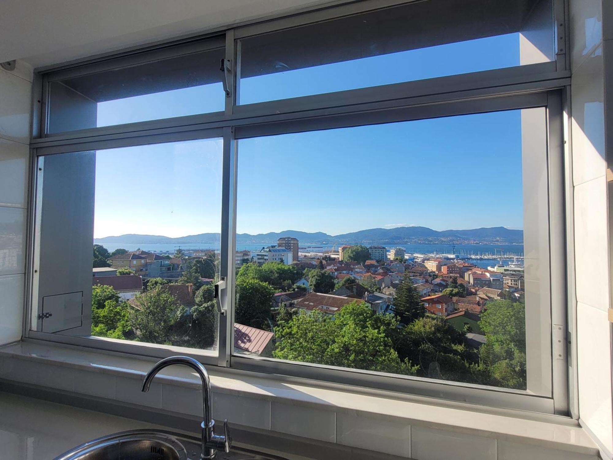 Vistas A La Ria B&T Apartment Vigo Exterior photo